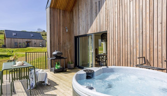 3 The Vista, Willingcott Nr Woolacombe - Hot tub/Pet friendly/On-site pool/EV Charger/Ecohome