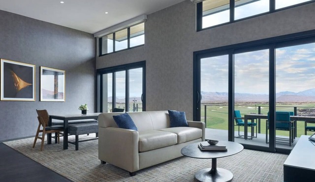 3 Tidy & Inviting Room Near Arts, Golf & Iconic Southern Utah Beauty - 1 mile