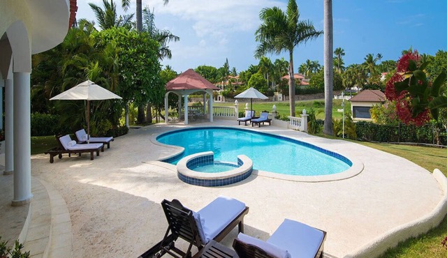 3 to 6 Bedroom Villa includes Highest Level Black Bands