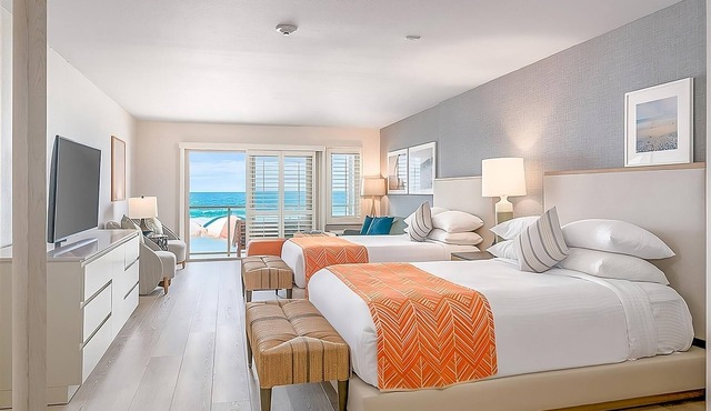 3 Units, Ocean Front 2 Queen at Beach Terrace, Complimentary Breakfast
