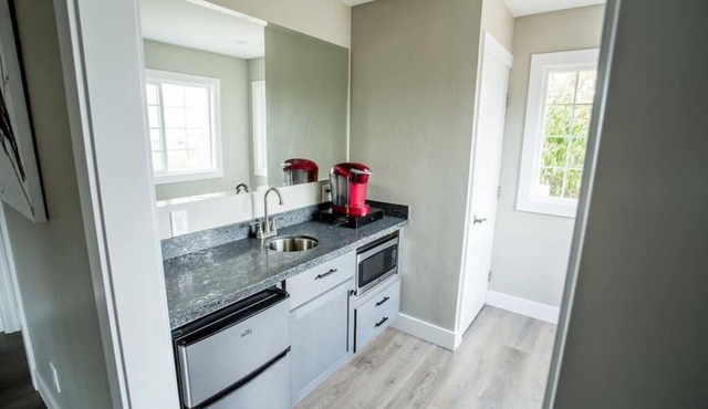 3 units of 5 bedrooms, 4 bathrooms, murphy bed, sofa sleeper, pool & hot tub.