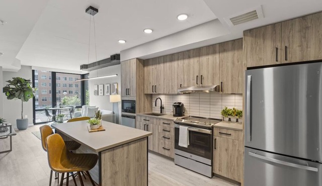 3 Units | Urban DC Stay w/Kitchen | Rooftop Terrace | Near Stadium & Museums