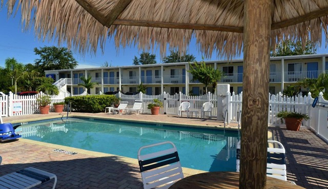 3 Well-Appointed Rooms w/Onsite Pool Access | Near Local Shopping & Dining