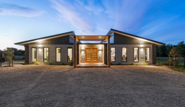 3 WISE MONKEYS, MANSFIELD