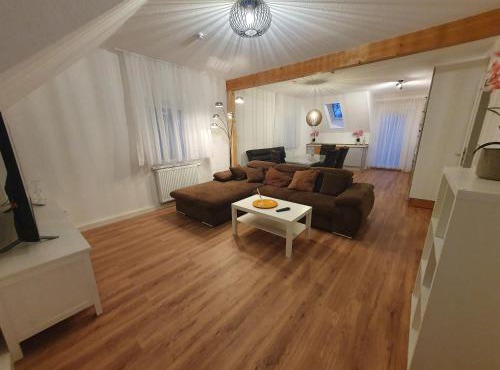 3-Zimmer-Wohnung, Küche, Bad nähe Bahnhof Mühlacker in Muehlacker