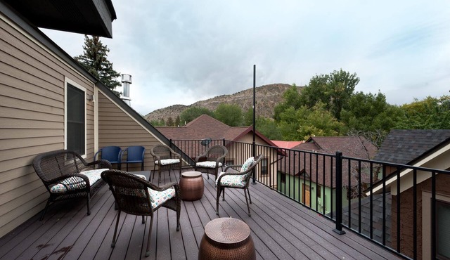 30+ Day - New Townhome in Downtown Durango - Roof Top Deck w/Views