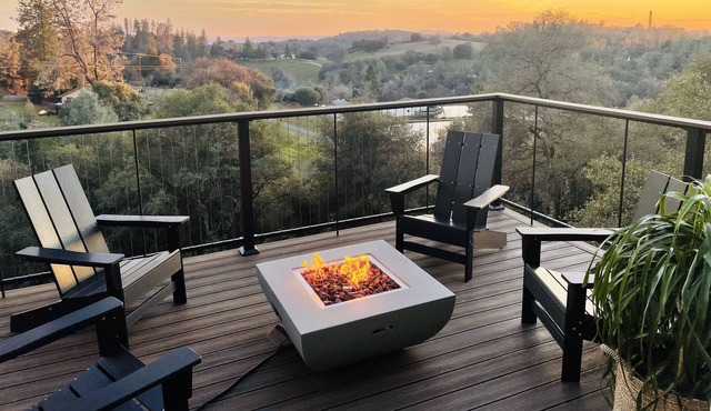 30 day plus rental in Gorgeous remodeled country house-10min to American river