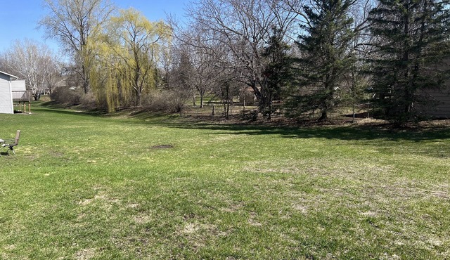 30 Day Prior Lake Vacation Special! Fully furnished 2 Bedroom Twin Home!