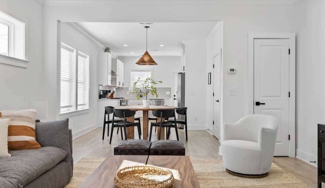 30+ Day Stay - Brand New Luxury House