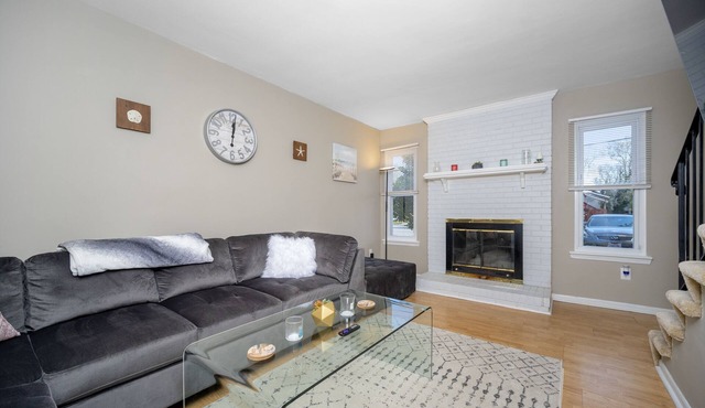 ★ 30+ Day Stay, Bright Barberton Beach Hidden Gem! - Fast WIFI! + W/D ★