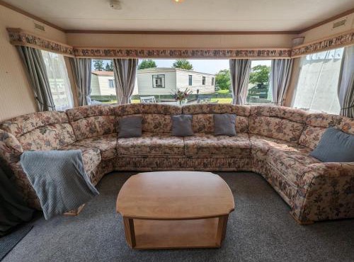 30 Glenfinart Caravan Park