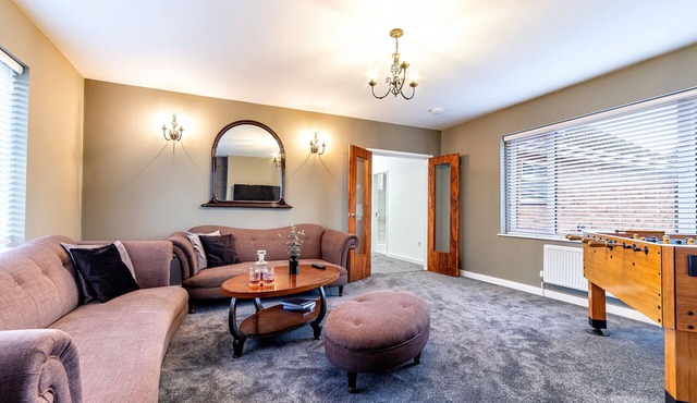 🖤30% OFF 28+ nights stays - Thorpe Park Spacious 3 bedroom Maisonette🖤