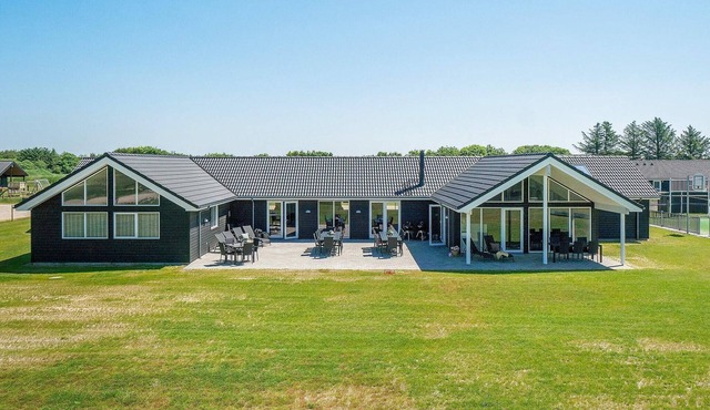30 person holiday home in Nørre Nebel