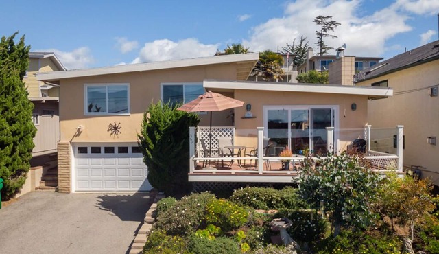 30 Plus Days stay! Views! Morro Bay Classic,.15 min. to San Luis Obispo