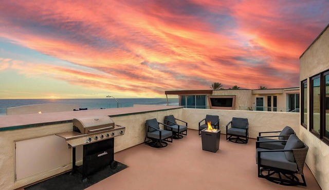 30+Stay! On the Sand, Rooftop Deck, Walk 2 Shops!