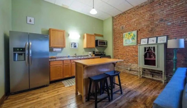 30 West · The Den ·Downtown Hideaway near Fairground