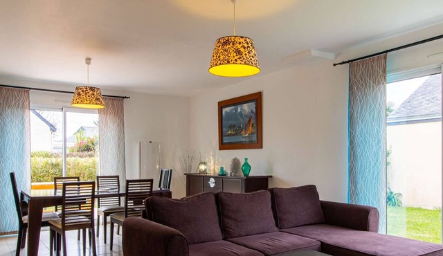 300 - Modern house a few minutes from the beach