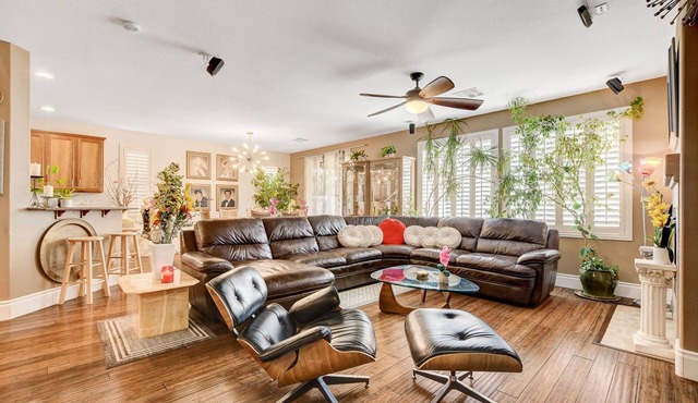 3000 Sq.Ft 5Bedrm 4Ba Luxury Oasis in the Desert