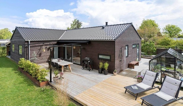 30015 Malling - Morbærvænget 13