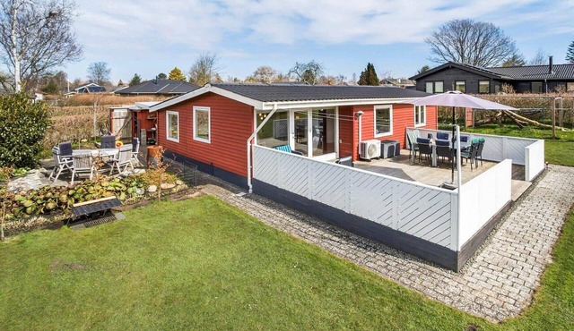 30058 Malling - Rønnevænget 23