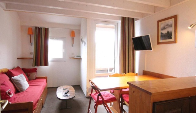 300m from ski lifts, 3rd floor, balcony, tv, ski locker, 43m², Alpe d'Huez