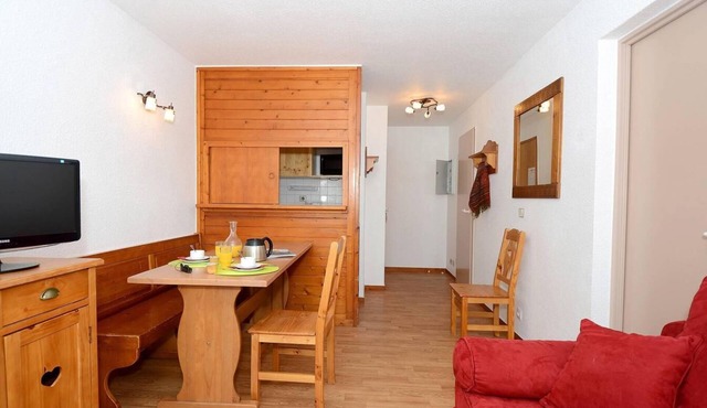 300m from ski slopes, terrace, balcony, tv, ski locker, 22-24m², Val d'Isère