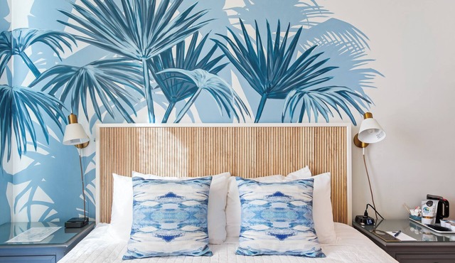 302 Rosemary Beach Inn - Includes Beach Chairs & Complimentary Breakfast + Access to 4 Pools