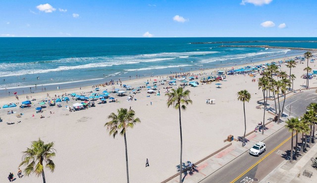 302B Amazing Location! Gorgeous Marina Views! Steps from Top Rated Harbor Beach