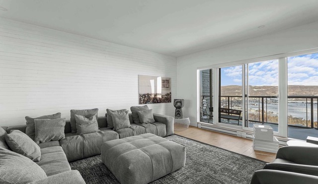 303 | Luxury Yin Yang Retreat | Harmony & Pool