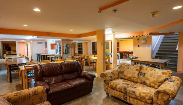 304 Spacious Family Room