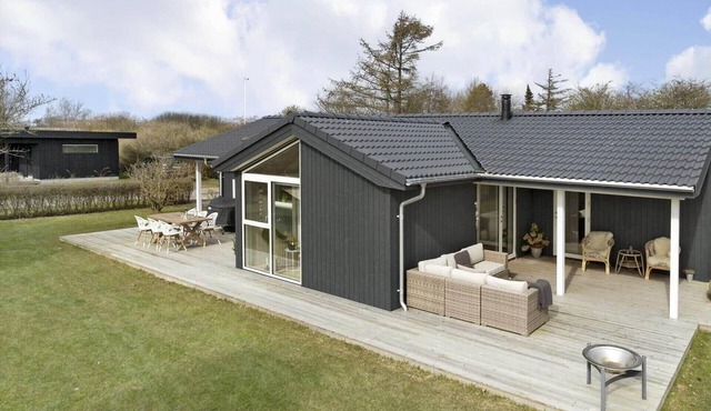 30530 Odder - Egevænget 16