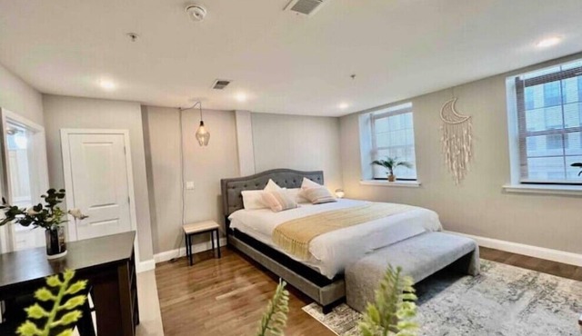 308 Cozy and warm King Bed APT in center cityn