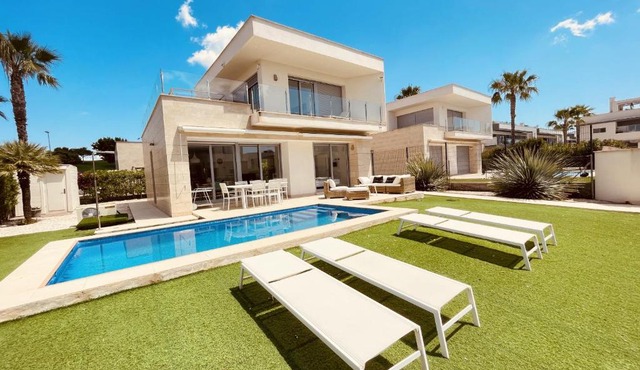 3091 Villa MALIBU