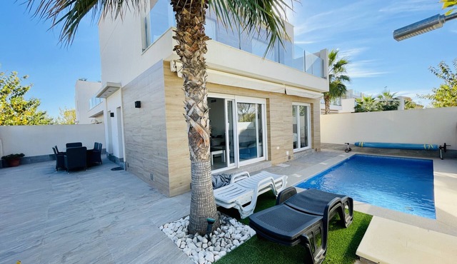 3094 - VILLA SASHA