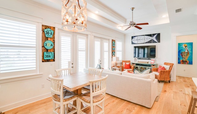 30A Cake by the Ocean - Dog Friendly - Free Golf Each Day - 2 Pools, Sleeps 6