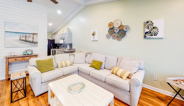 30A townhome between Alys and Seaside with quiet beach