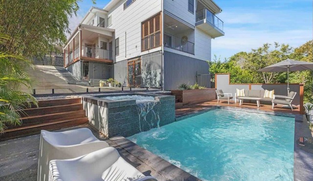 31 Orealla: Heated Spa, Pet Friendly, 5 Beds, AC