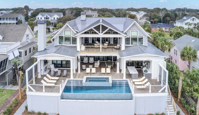 3108 Palm by AvantStay | Oceanfront, Private Pool, Incredible Views