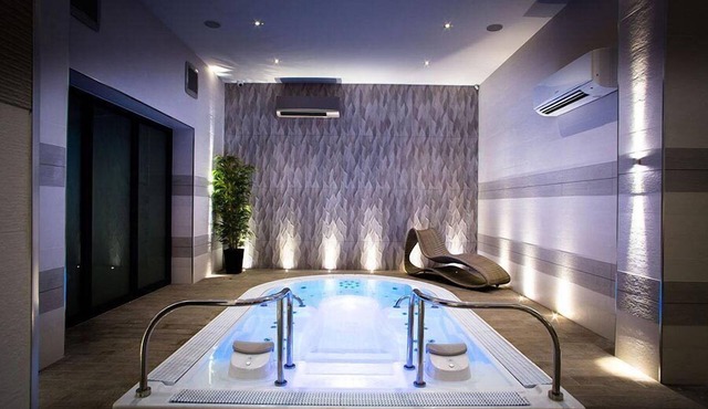 315 Bar And Restaurant