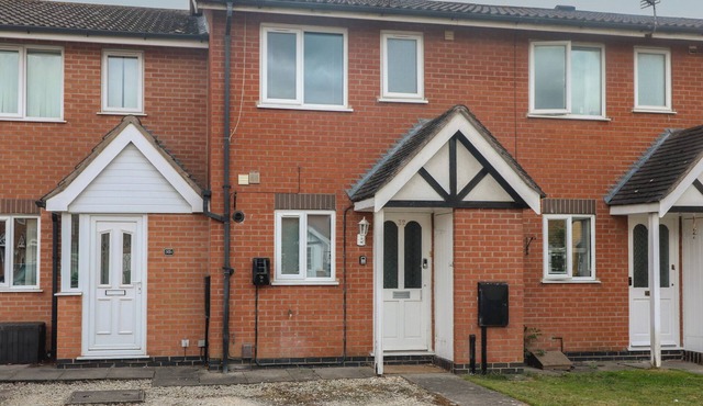32 MOORLAND HOUSE, with a garden in Syston