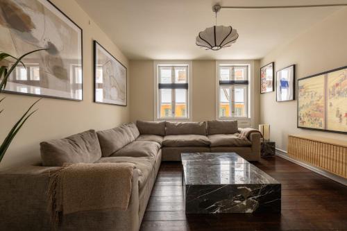 320 SQM Townhouse by the Marble Church