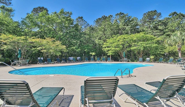 323 Arbor Trace - Barefoot Resort Rentals