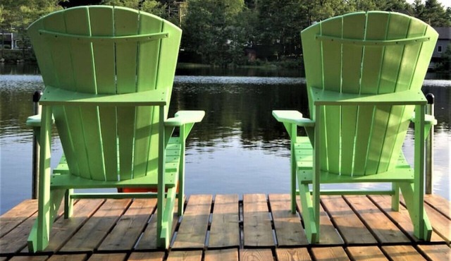 #325 - Oak & Otter Retreat