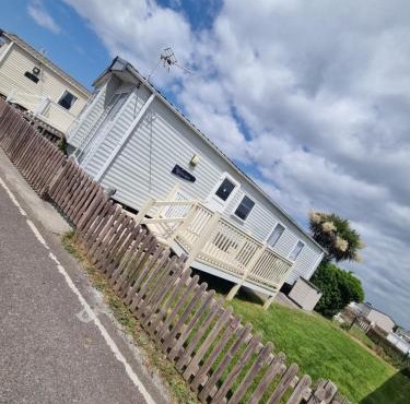 33 Unity Beach Holiday Resort Unity Brean - Centrally Located Pet Stays Free 8 birth 3 bedrooms