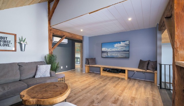 33 Vines Winery & Vineyard