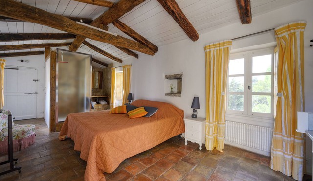 33m² guest room with Italian shower and separate WC