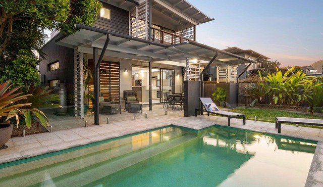 34 Boardrider Crescent