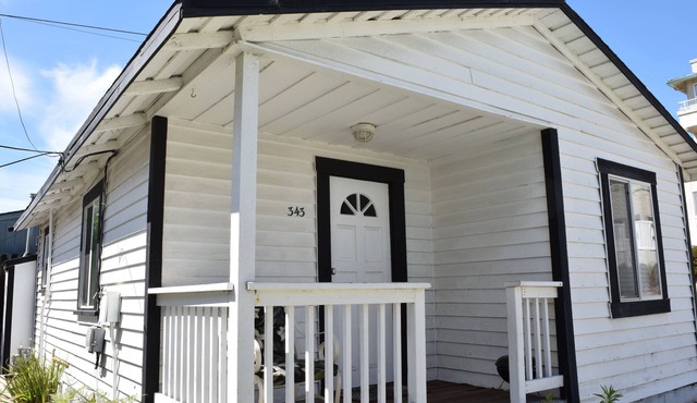 343 Hinds: 2 BR, 1 BA House in Pismo Beach, Sleeps 4