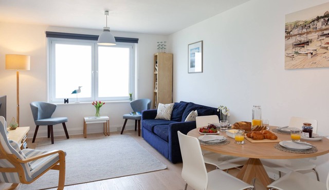 35 Carrack Widden – On-Site Parking - Sea Views