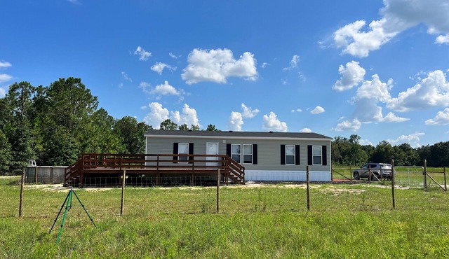 35 min from Disney. Pet Friendly!n